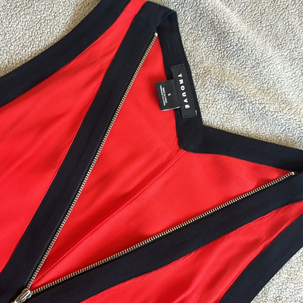 Trouve Blouse - Picture 2 of 4